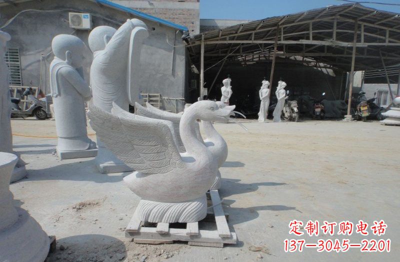 信阳中领雕塑:独具特色的天鹅喷水雕塑