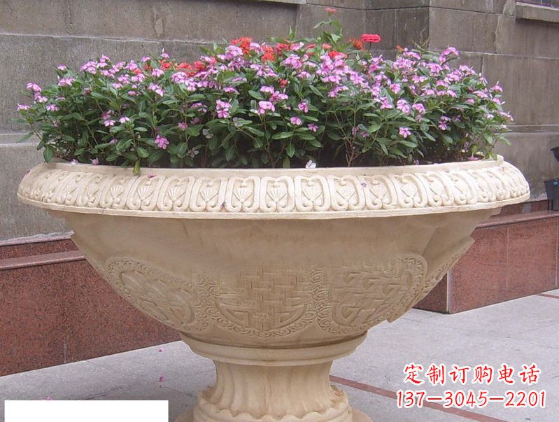信阳中领雕塑拥有多年的雕塑制作经验,特别是景…