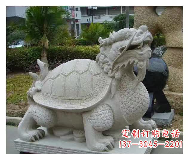 信阳石头雕刻的动物雕塑