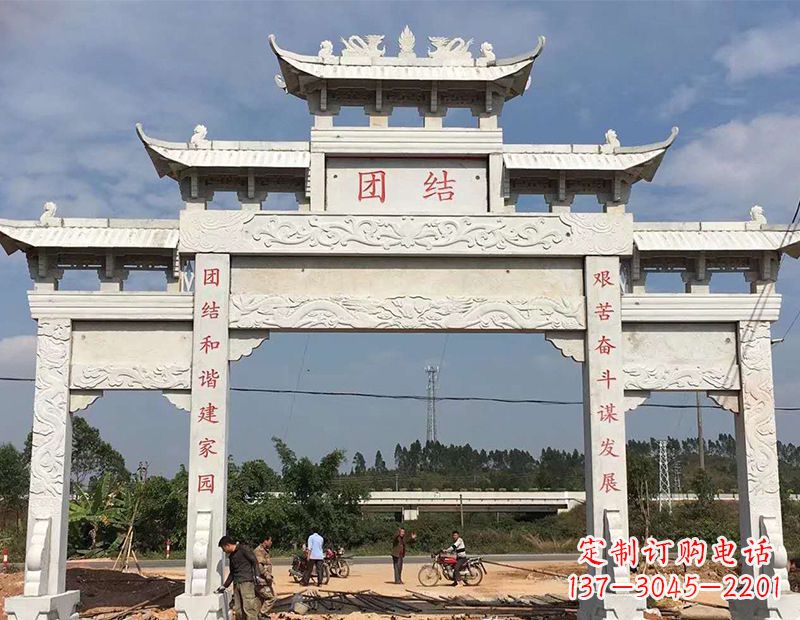 信阳定制牌坊雕塑,展现精湛工艺