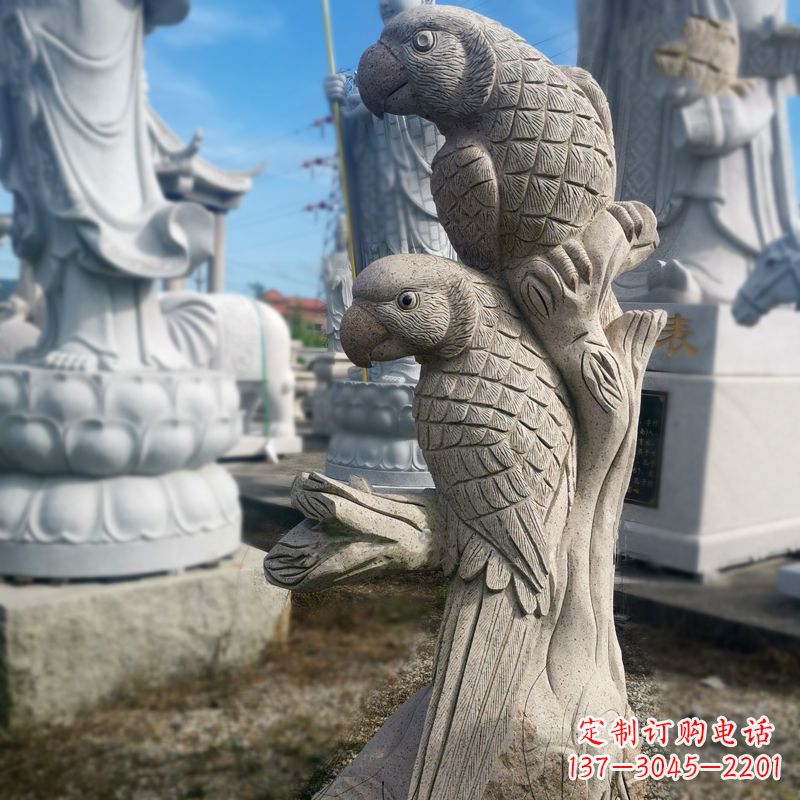 信阳石雕鹦鹉景观雕塑摆件