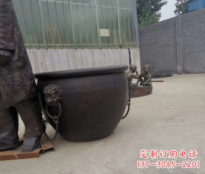 信阳水缸铜雕塑 (2)