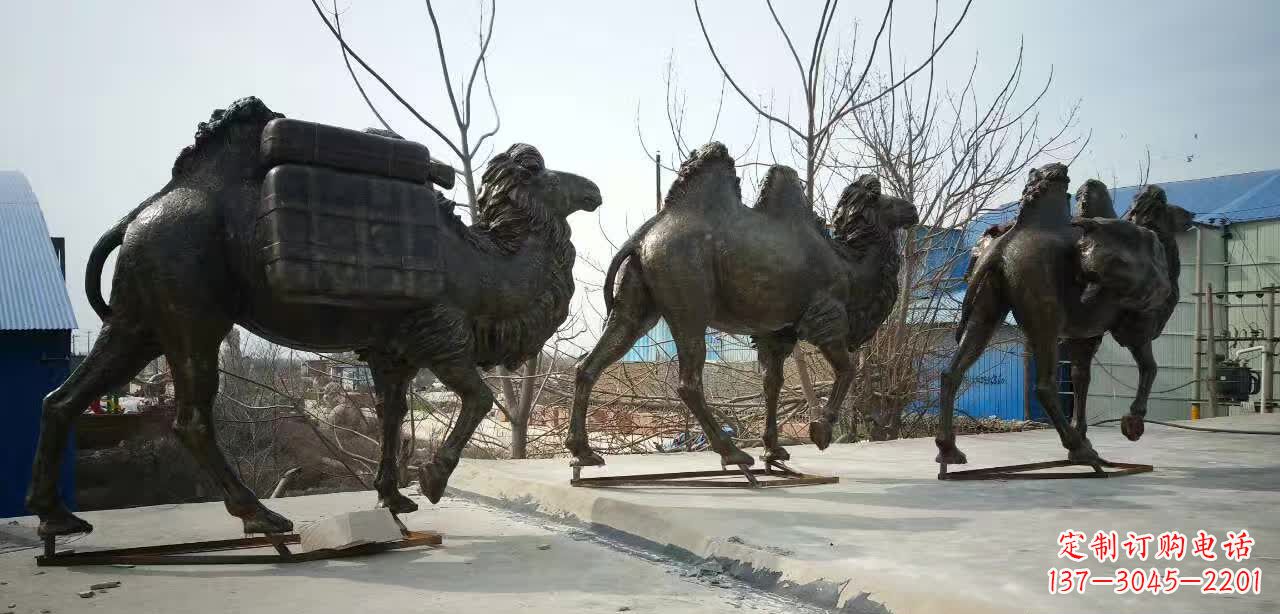 信阳丝绸之路铜骆驼雕塑