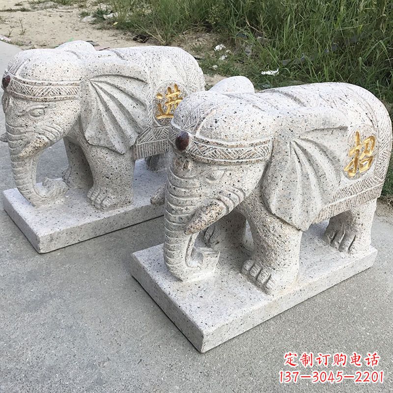 信阳寺庙门口大象石雕