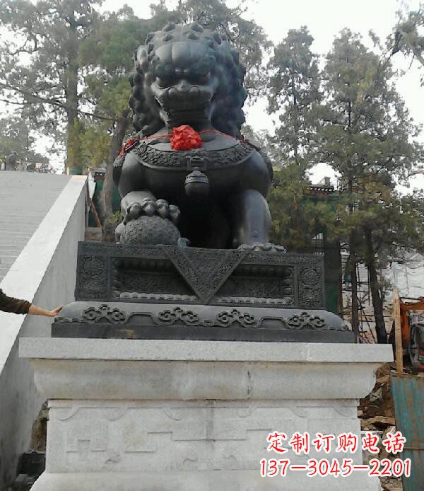 信阳寺庙狮子铜狮子雕塑
