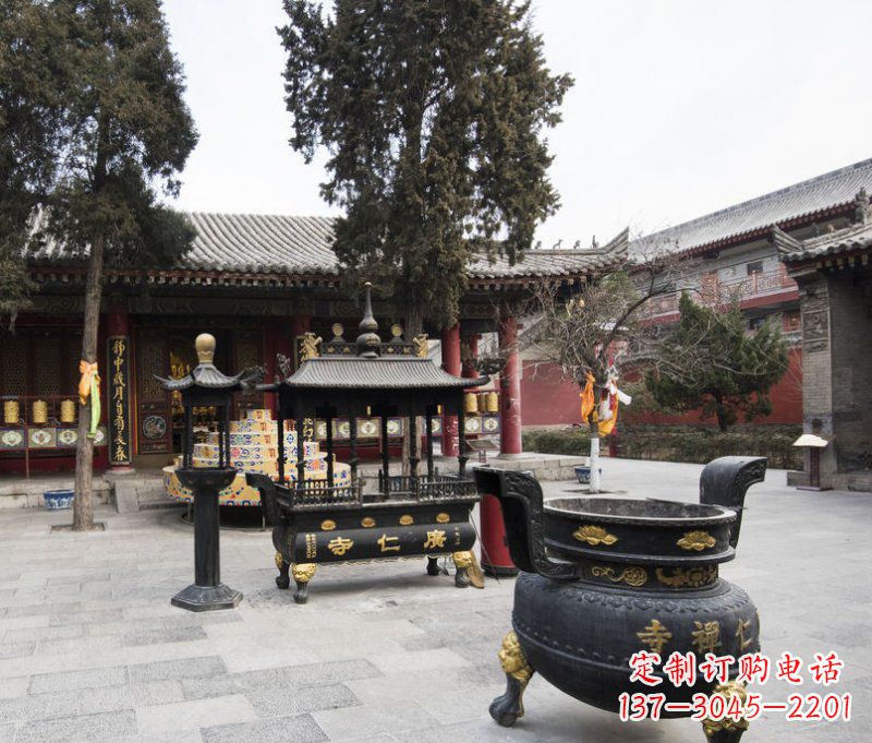 信阳寺庙铜香炉铜雕