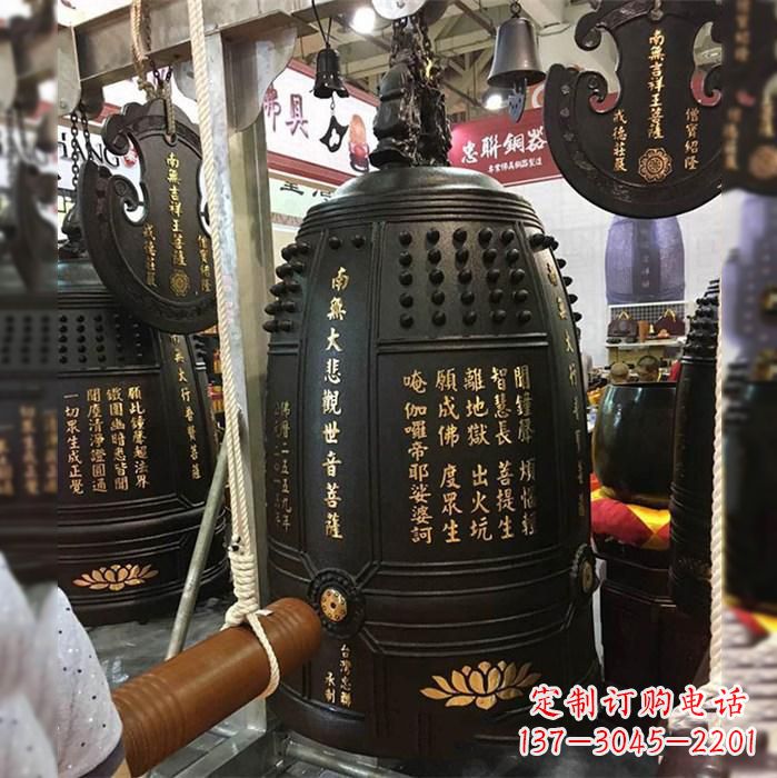 信阳寺院挂钟铜雕塑