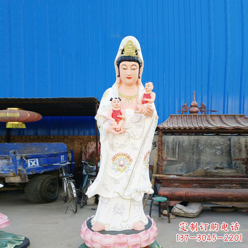 信阳送子观音彩绘玻璃钢雕塑
