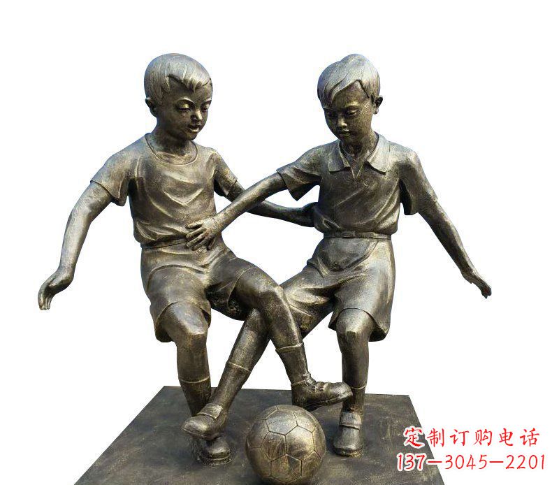 信阳踢足球的儿童铜雕 (2)