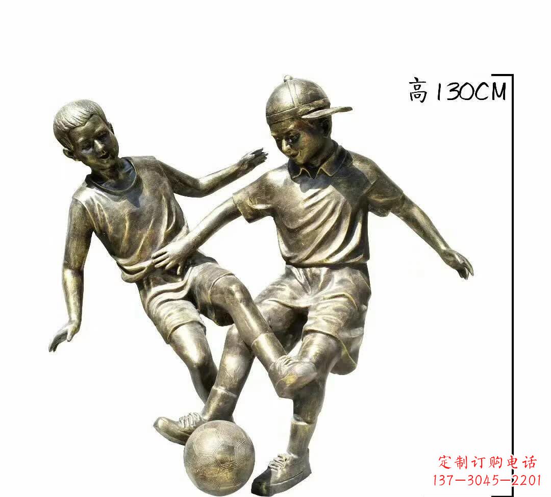 信阳踢足球人物铜雕112