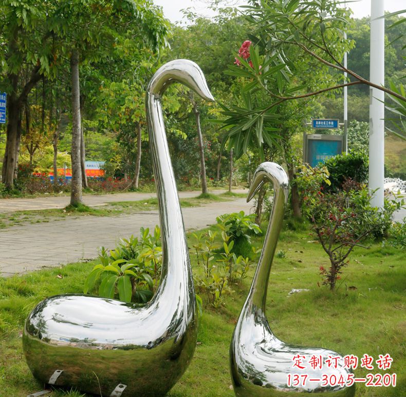 信阳天鹅抽象不锈钢雕塑