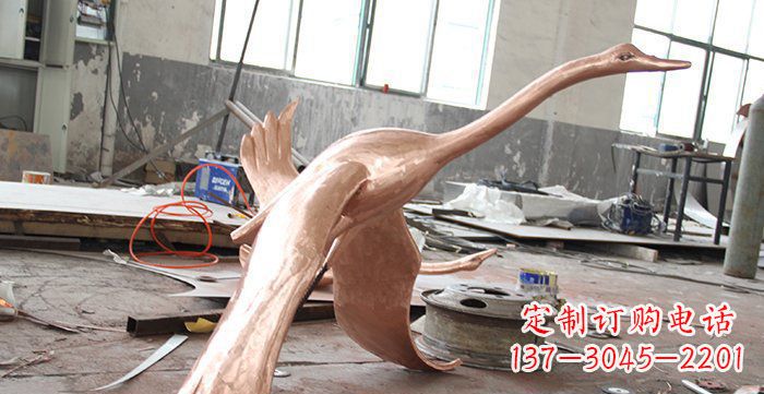 信阳天鹅铸铜动物铜雕