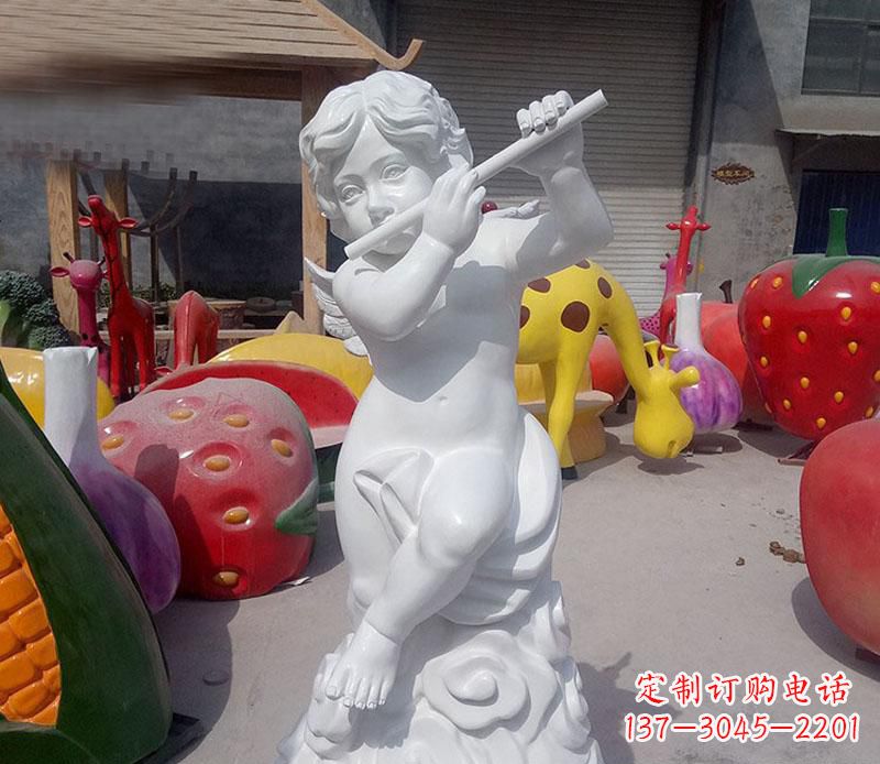 信阳天使吹笛人物石雕