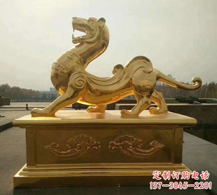 信阳贴金古代神兽青龙雕塑