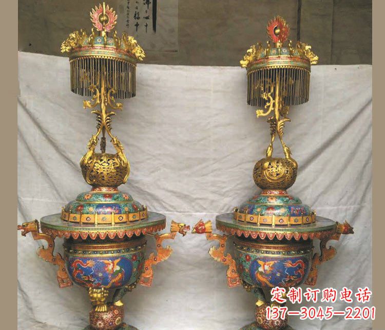 信阳铜雕彩绘香炉景观摆件