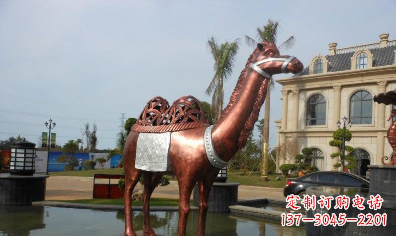 信阳铜雕抽象骆驼