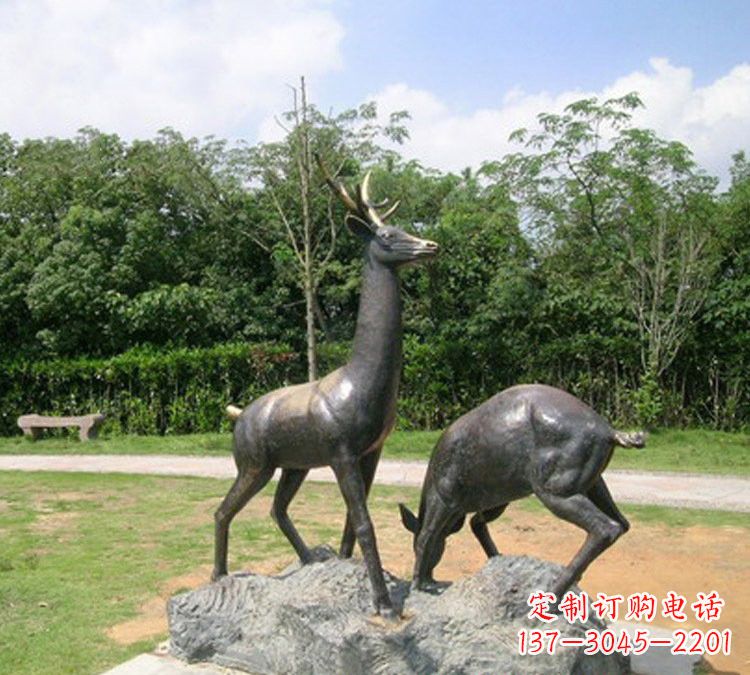 信阳铜雕动物梅花鹿