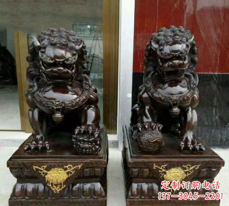 信阳铜雕故宫狮子