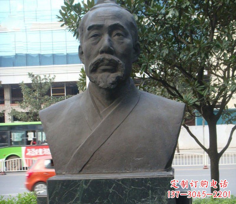 信阳铜雕管仲名人雕塑肖像