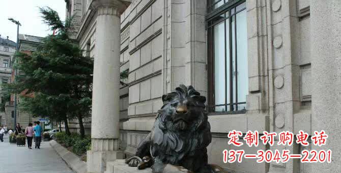 信阳铜雕跪姿狮子