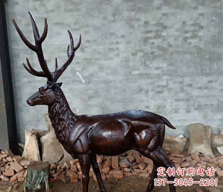 信阳铜雕户外公园动物雕塑鹿摆件