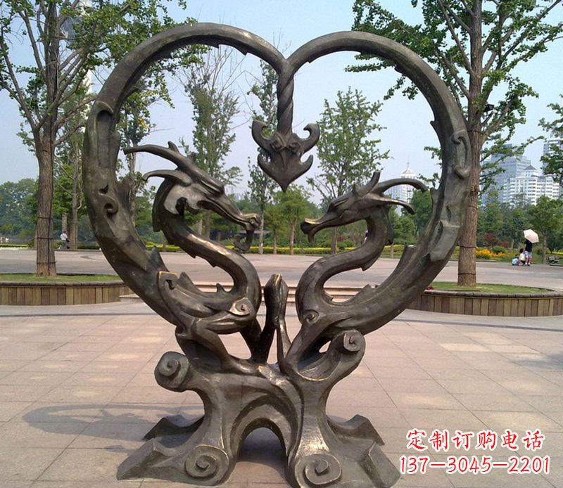信阳铜雕双龙戏珠