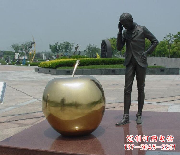 信阳铜雕西方人物和苹果