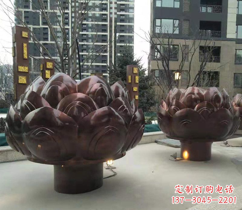 信阳铜雕小区景观荷花