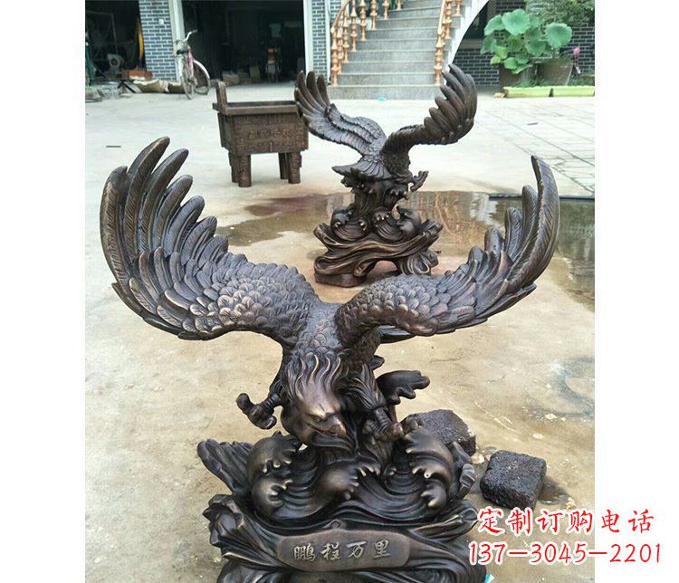 信阳铜雕园林飞鹰动物雕塑