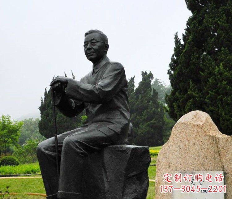 信阳铜雕园林老舍人物雕塑