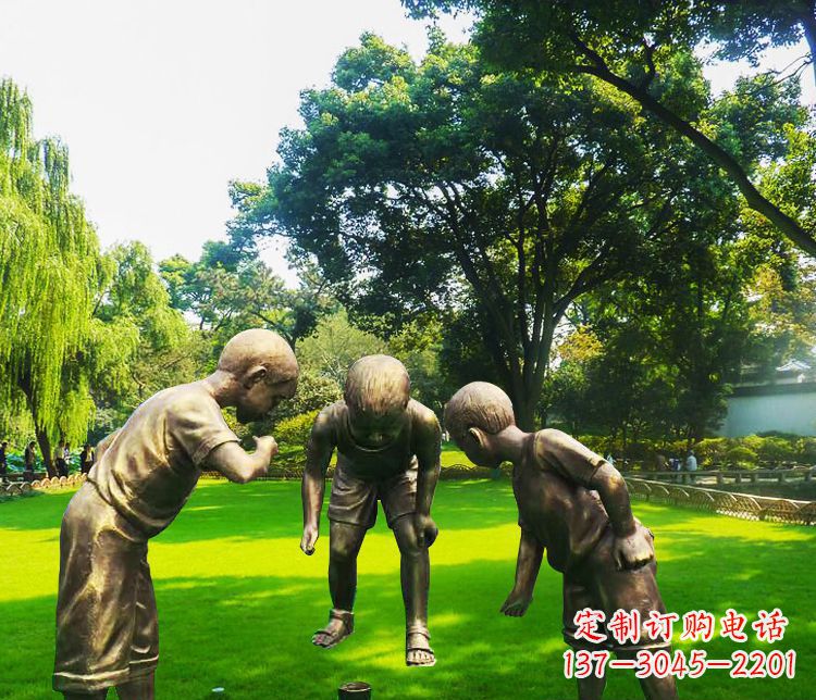信阳铜雕园林玩陀螺儿童雕塑