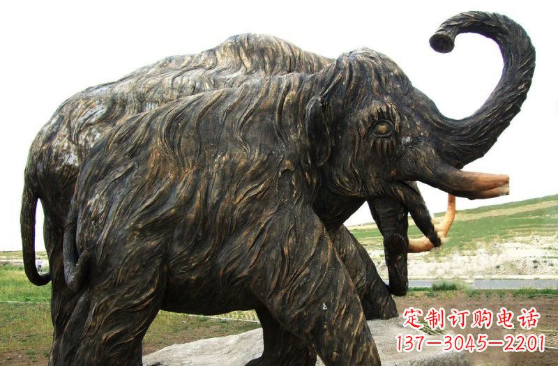信阳铜雕长毛象动物雕塑