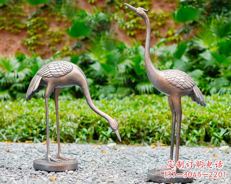 信阳推荐仿真仙鹤动物雕塑