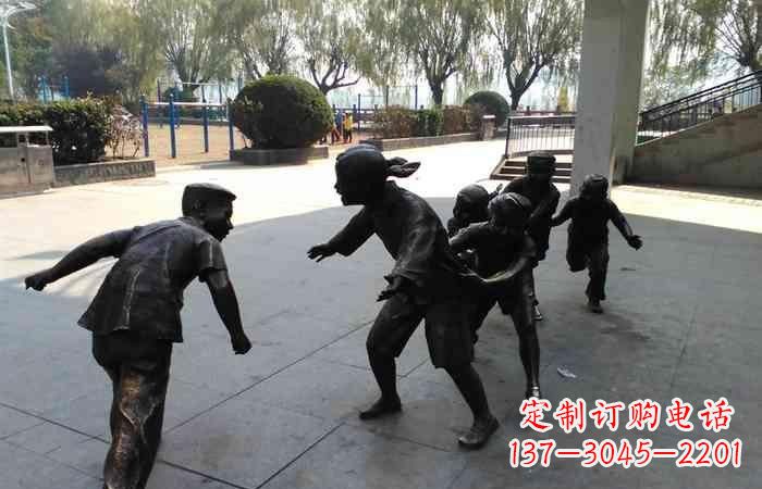 信阳玩老鹰捉小鸡的儿童铜雕222