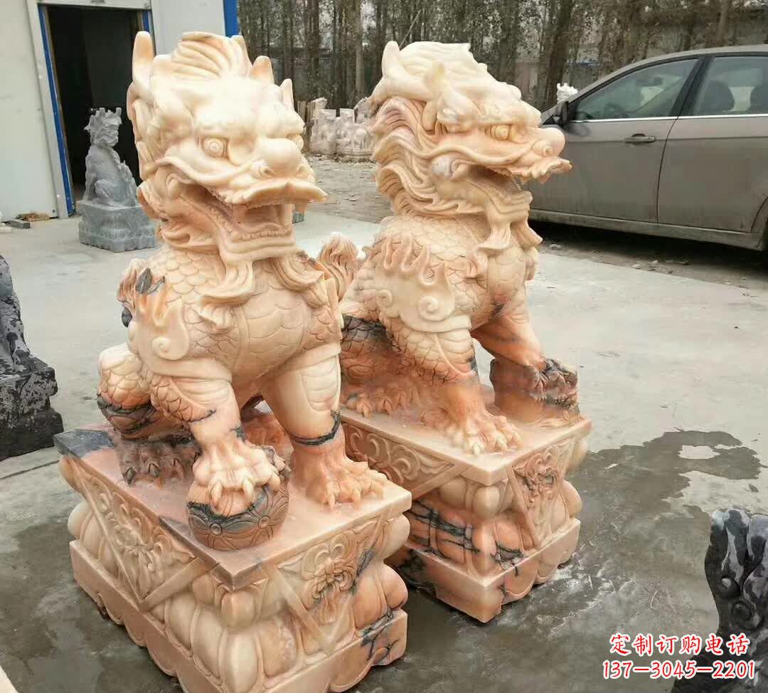 信阳晚霞红酒店麒麟门墩
