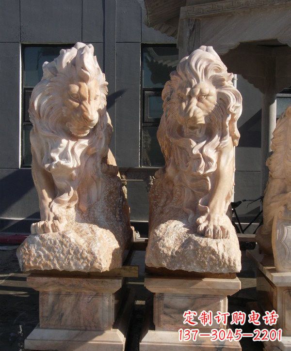 信阳晚霞红欧式狮子石雕