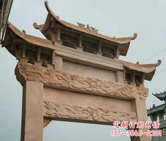 信阳晚霞红石雕单门牌坊