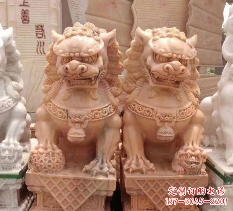 信阳晚霞红石雕狮子