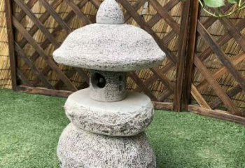 信阳青石仿古灯笼雕塑，实现仿古风格的彰显