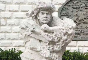 信阳纪念邱少云烈士的石雕艺术品