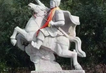 信阳神帅韩信骑马石雕塑像，领雕塑定制出精美传奇