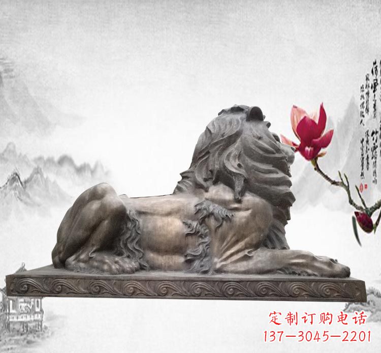 信阳卧着的西洋狮子铜雕