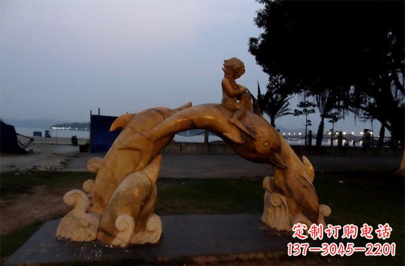 信阳西方儿童骑海豚石雕