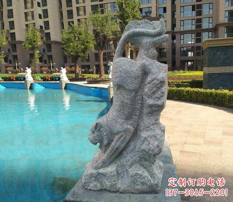 信阳下山老虎石雕