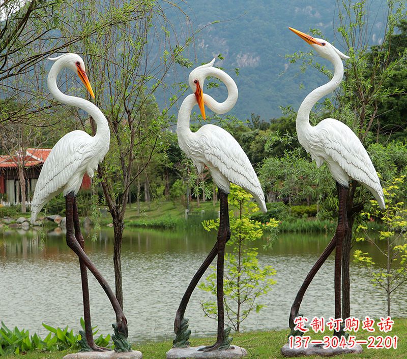 信阳仙鹤的雕塑