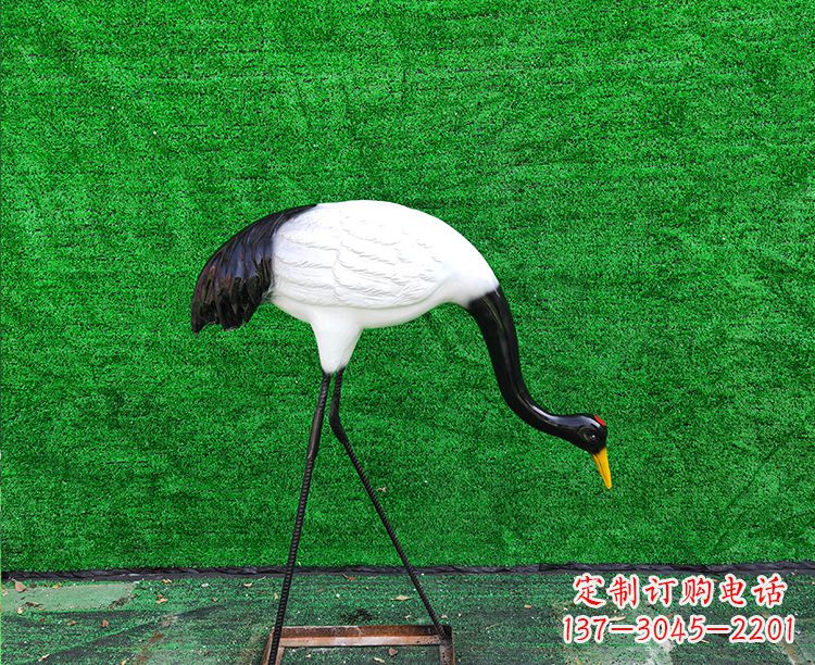 信阳仙鹤头雕塑