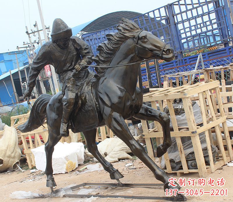 信阳现代骑马人物公园景观铜雕