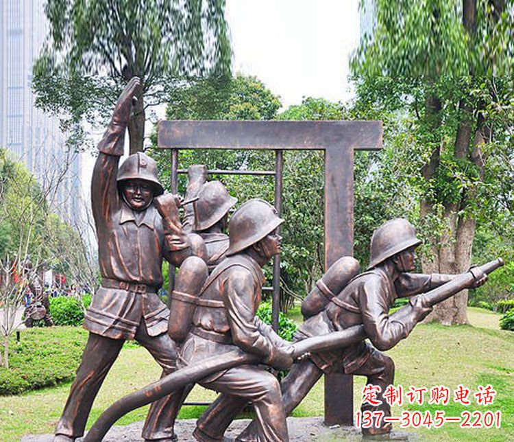 信阳消防员人物铜雕 (2)