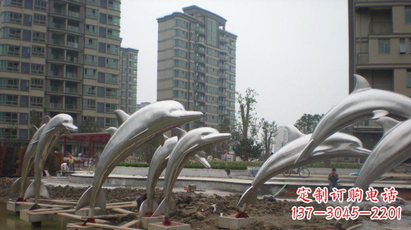 信阳小区不锈钢跳跃海豚雕塑