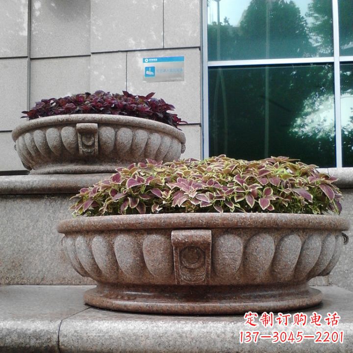信阳小区花岗岩石雕花盆